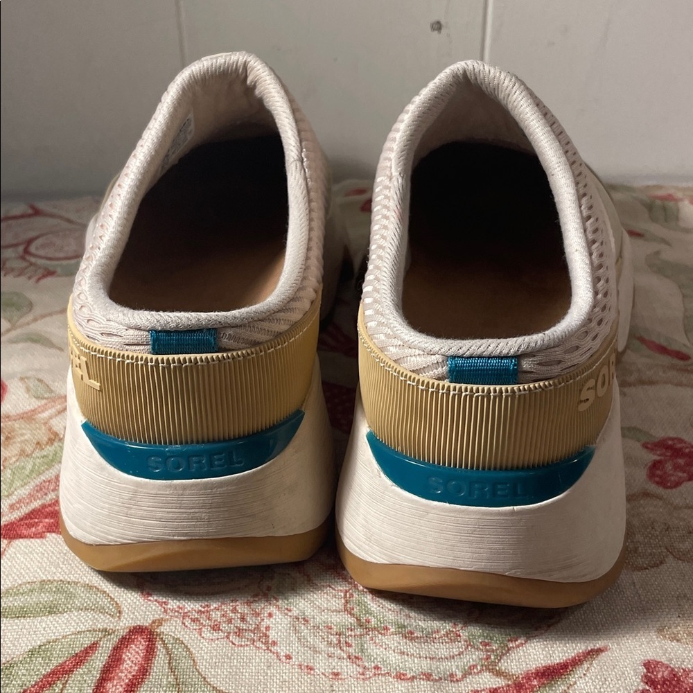 Sorel Kenetic Impact II Mule Slip On Beige and Teal Mesh Sneakers - Picture 2 of 12